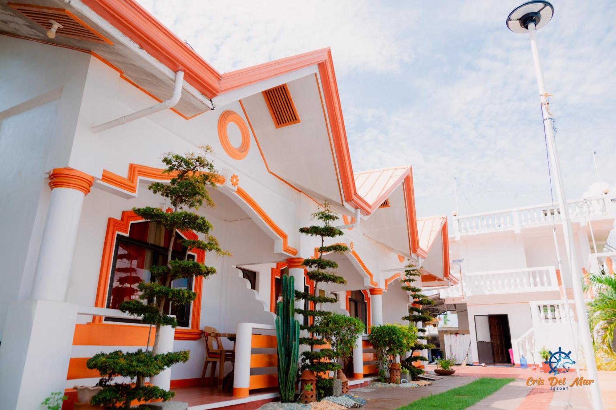 Cris Del Mar Resort Bolinao الغرفة الصورة